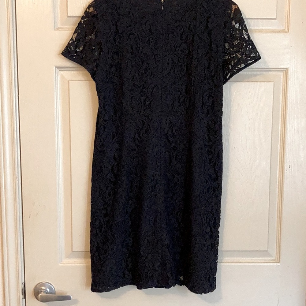 Dress - Picture 4 of 4